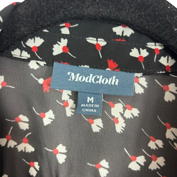 Modcloth Button Up Blouse Floral Red Poppy Black Sheer Top Size M - Picture 4 of 5